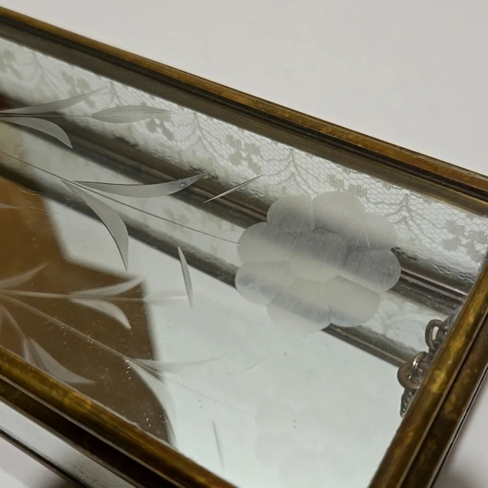 Vintage Etched Glass Jewelry Trinket Box Hinge-Lid Lace Gold Frame Shabby Chic